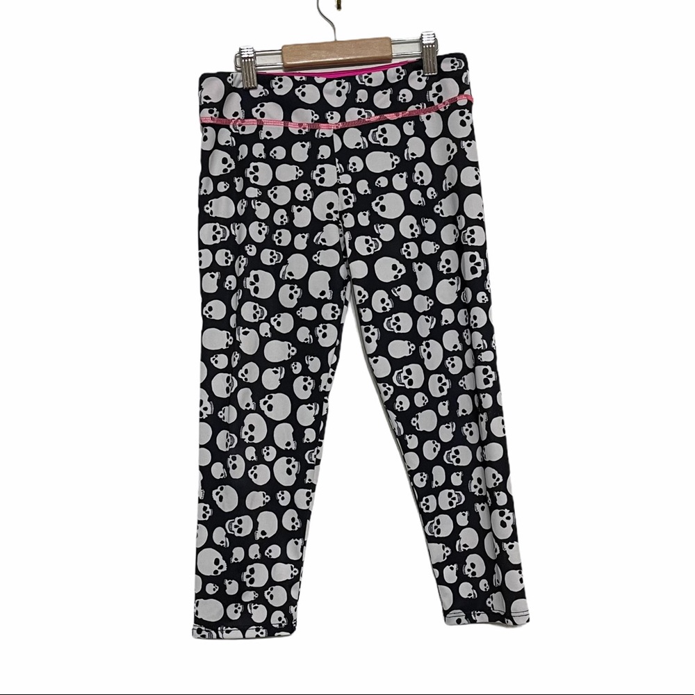 Kids’ Onzie skull💀 leggings; may fit women’s S
